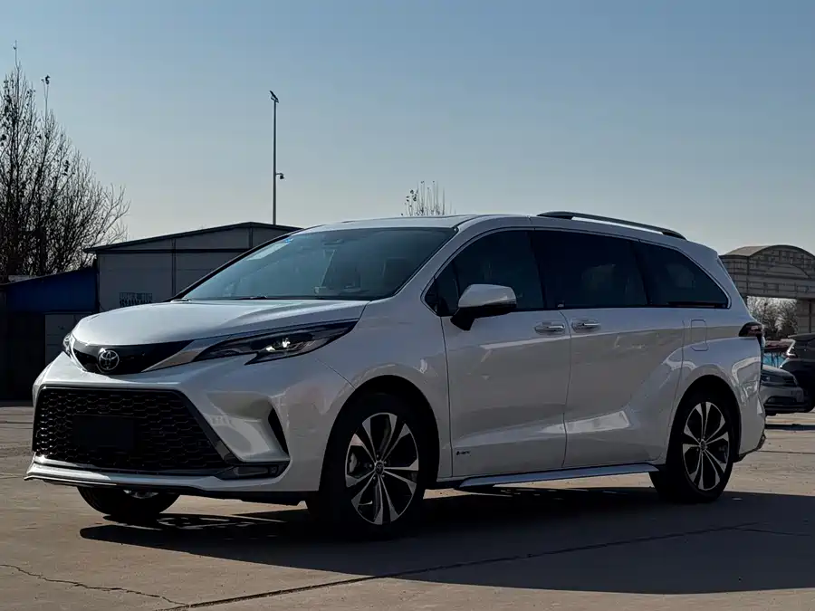 Toyota Granvia 2025 Гибрид