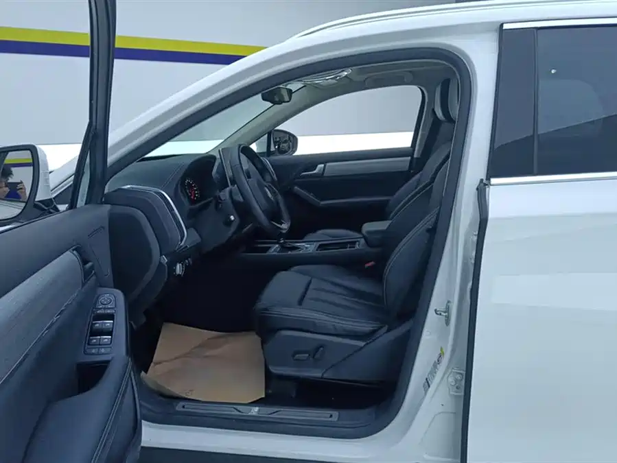 BYD Tang 2019 Бензин