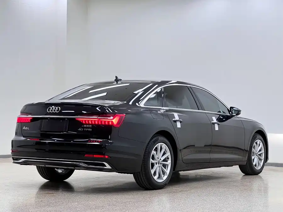 Audi A6L 2023 Бензин