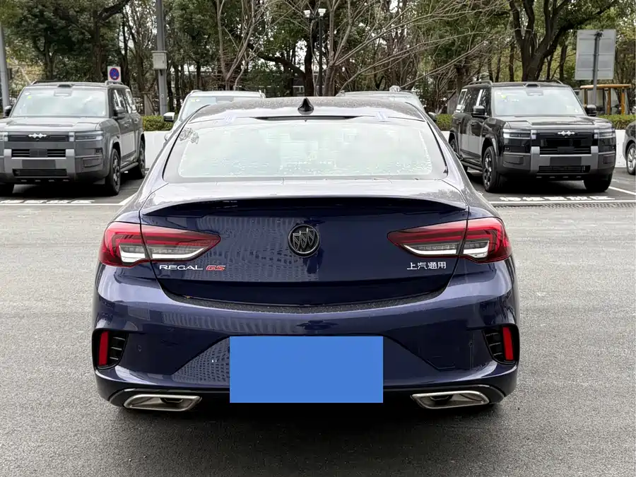 Buick Regal 2021 Бензин