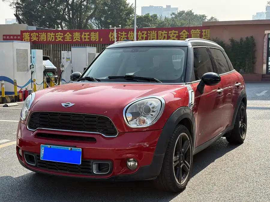 MINI COUNTRYMAN 2014 Бензин