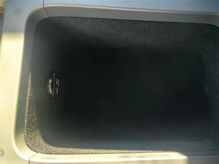 Hongqi EH7 2025 Электрический