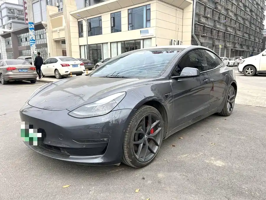 Tesla Model 3 2022 Электрический