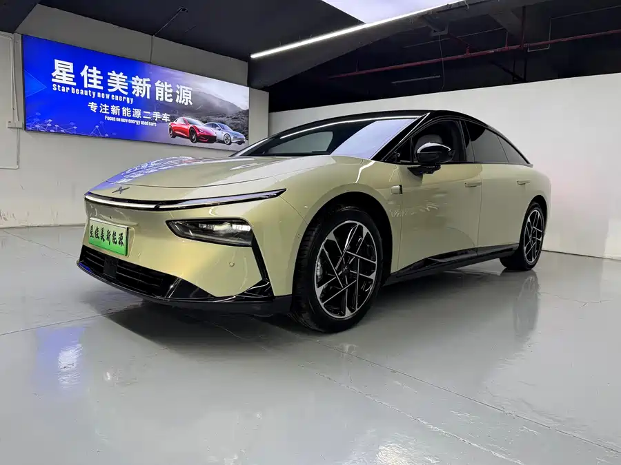 XPeng P7+ 2025 Электрический