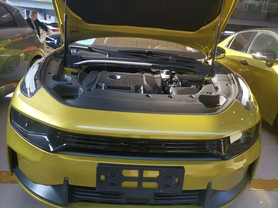 LynkCo 03 2021 Бензин