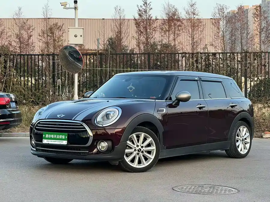MINI CLUBMAN 2016 Бензин