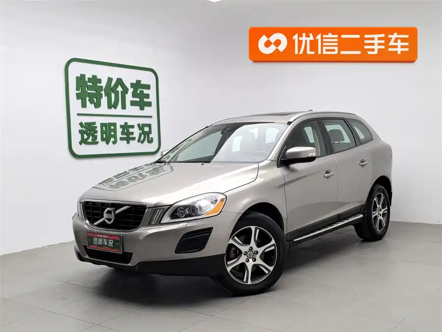 Volvo XC60 2013 Бензин