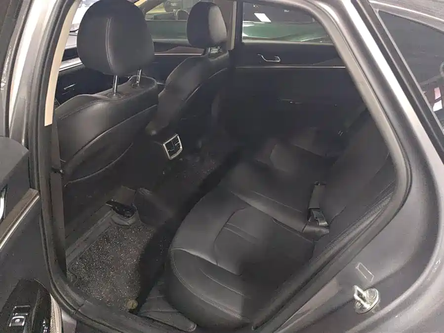 Kia K5 2022 Бензин