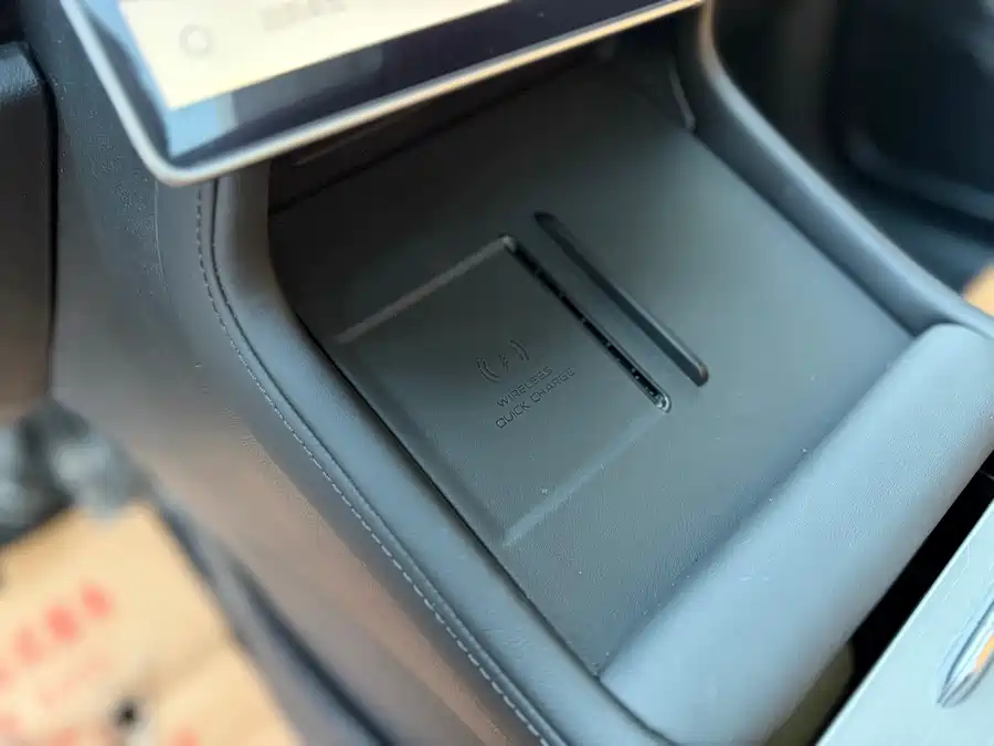 Geely Galaxy Galaxy L7 2023 Подключаемый гибрид