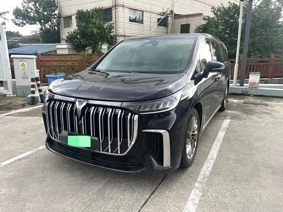 Voyah Dream 2022 Подключаемый гибрид