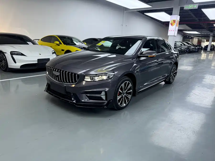 Geely PREFACE 2025 Бензин