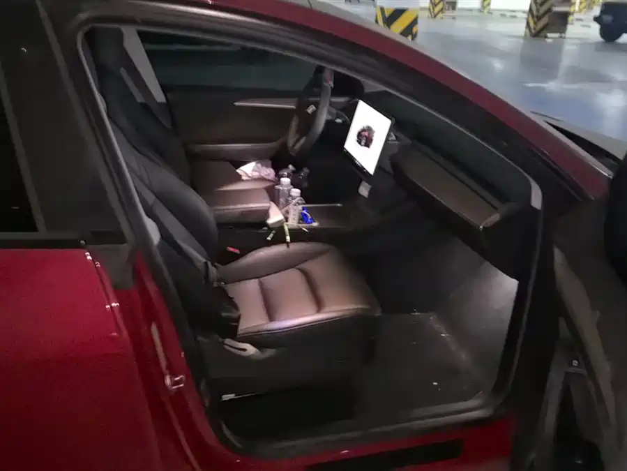 Tesla Model Y 2022 Электрический