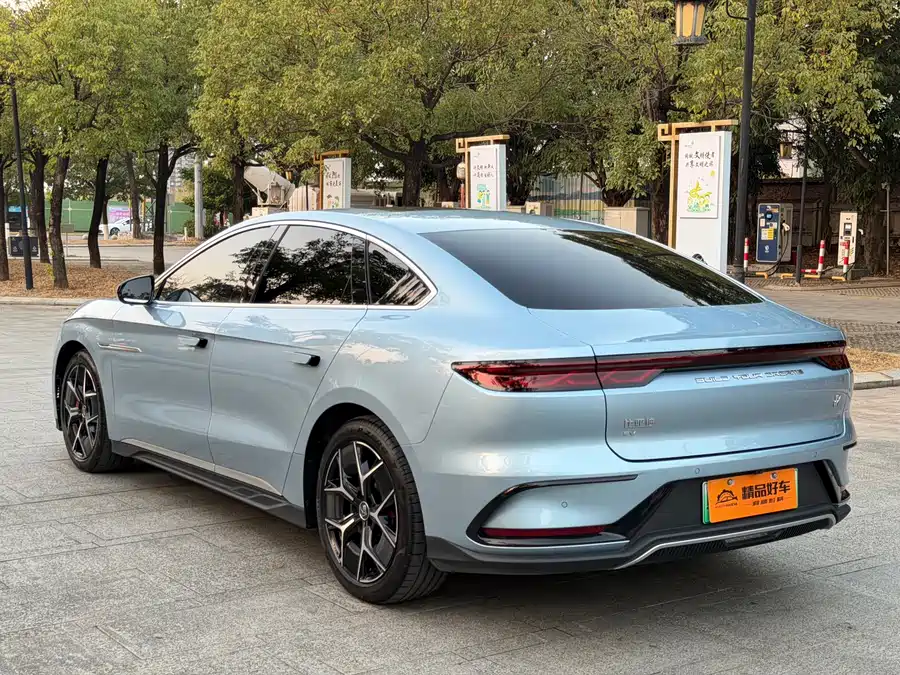 BYD Han 2023 Электрический