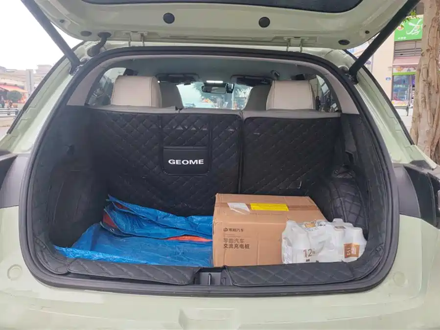 Geely Galaxy Geely Xingyuan 2025 Электрический