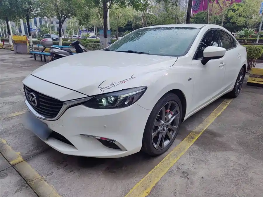 Mazda Atenza 2019 Бензин