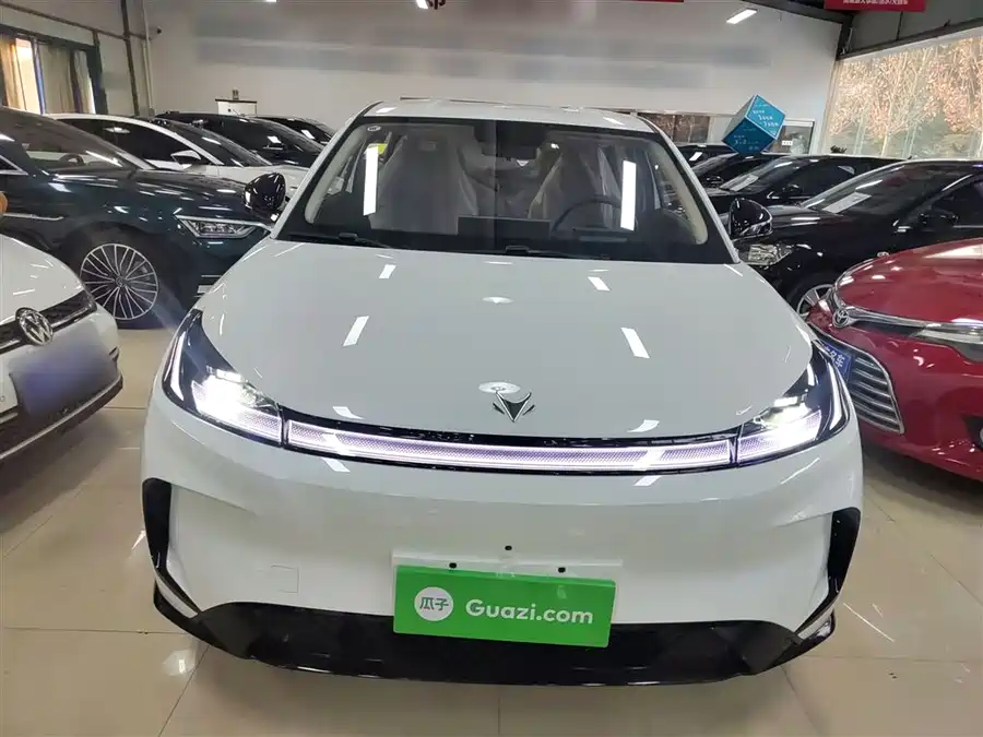 ARCFOX T1 2025 Электрический