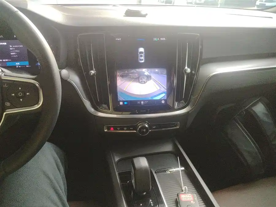 Volvo S60 2022 Гибрид