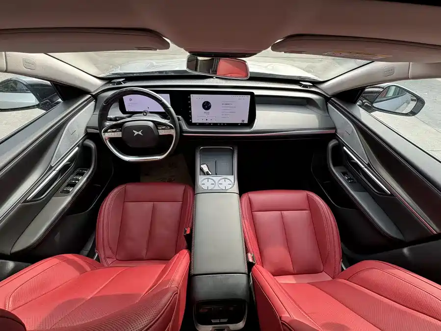 Xpeng P7 2024 Электрический