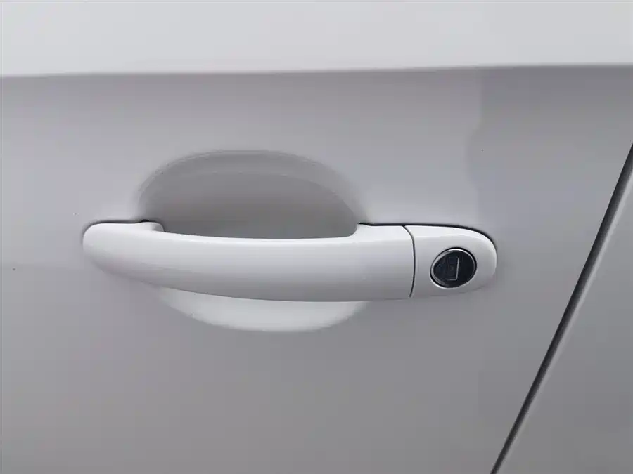 Skoda Rapid Spaceback 2016 Бензин