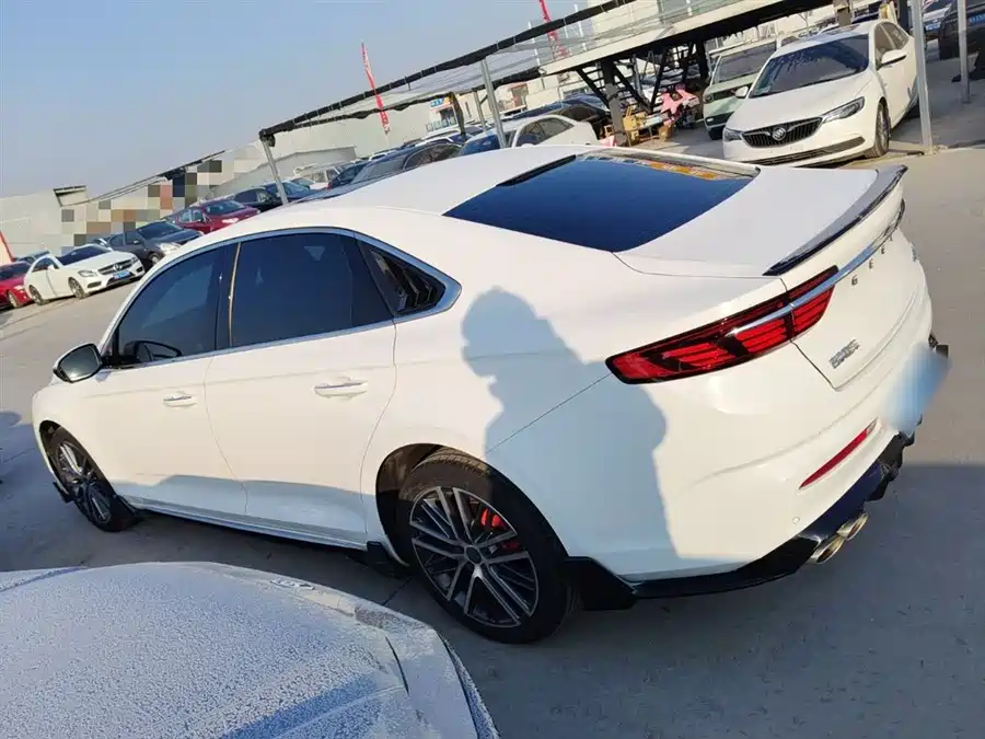 Geely PREFACE 2023 Бензин