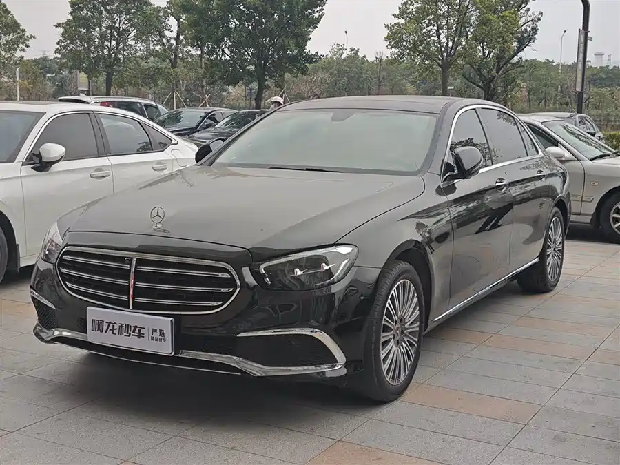 Mercedes-Benz E-Class 2021 Бензин
