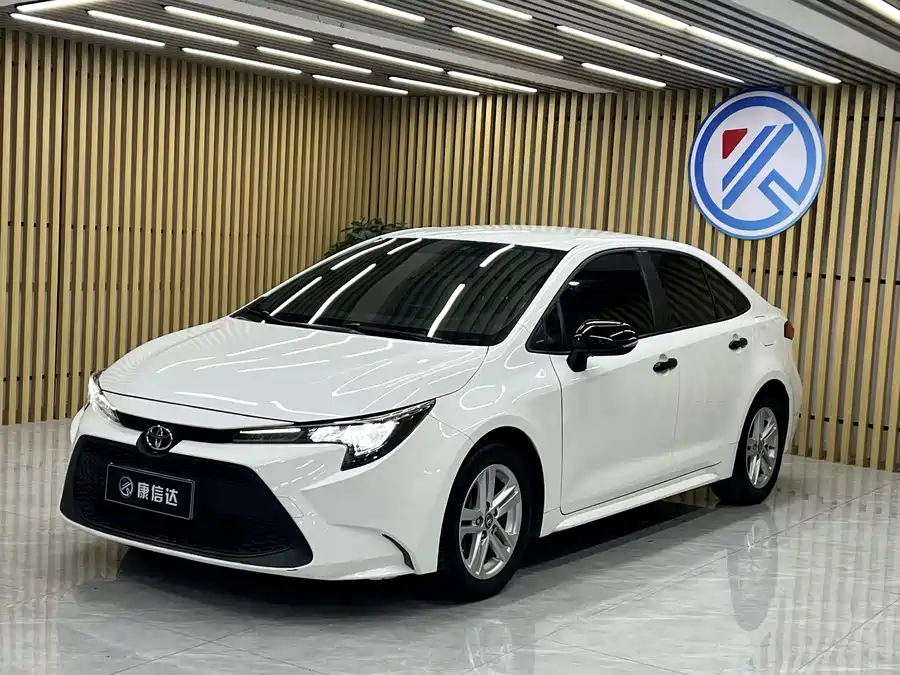 Toyota Levin 2021 Бензин