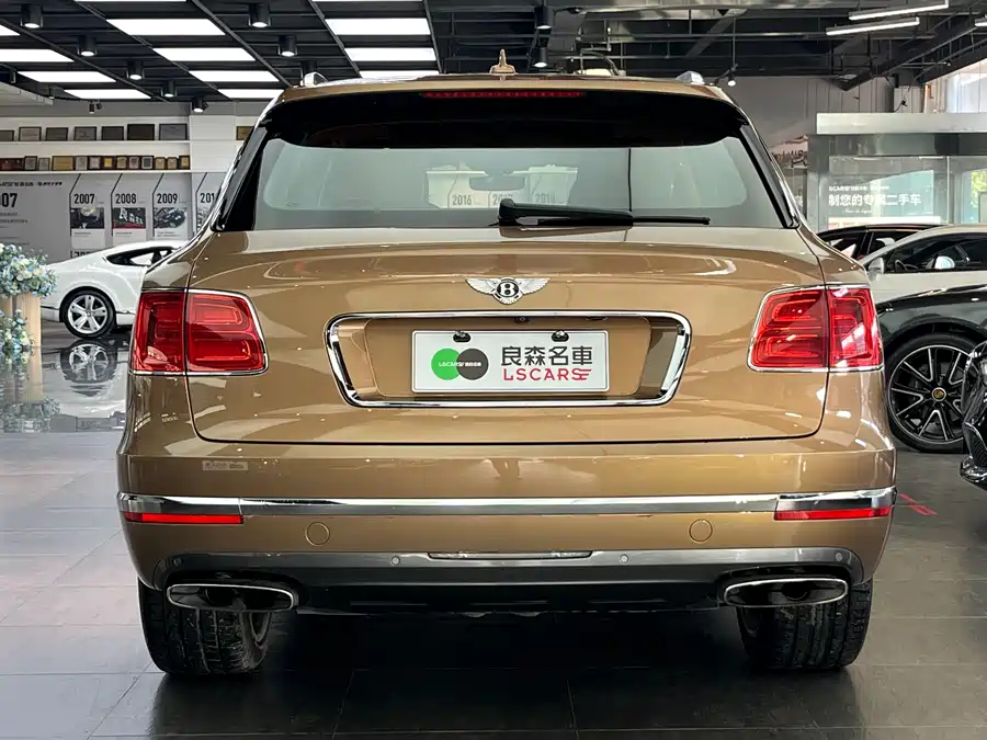 Bentley Bentayga 2019 Бензин
