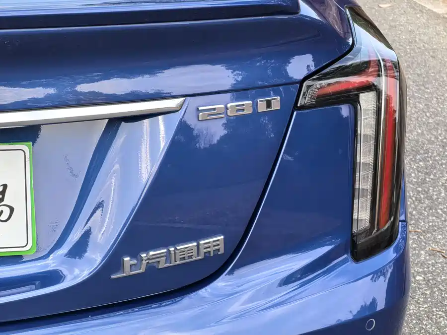 Cadillac CT5 2021 Бензин