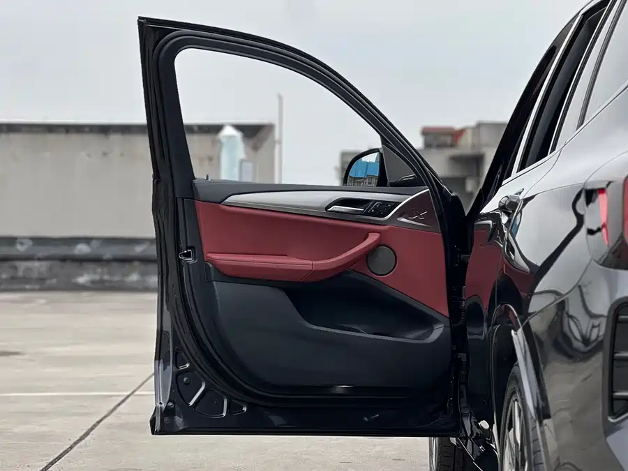 BMW iX3 2022 Электрический