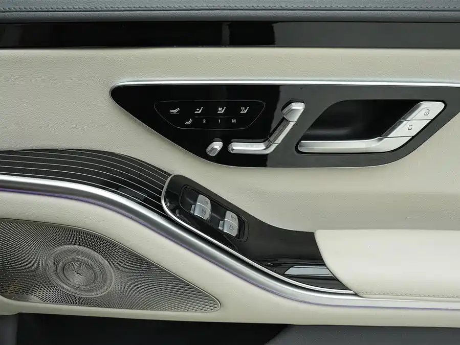 Mercedes-Benz S-Class 2023 Гибрид