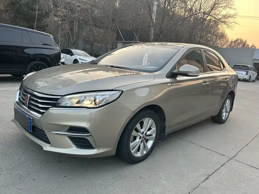 Roewe 360 2018 Бензин