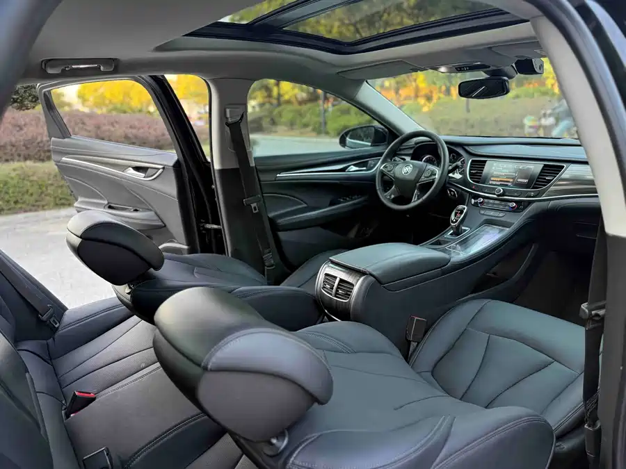 Buick LaCrosse 2019 Бензин