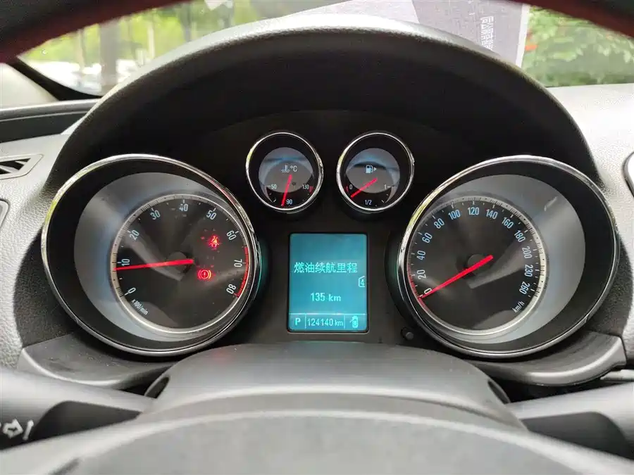 Buick Regal 2017 Бензин