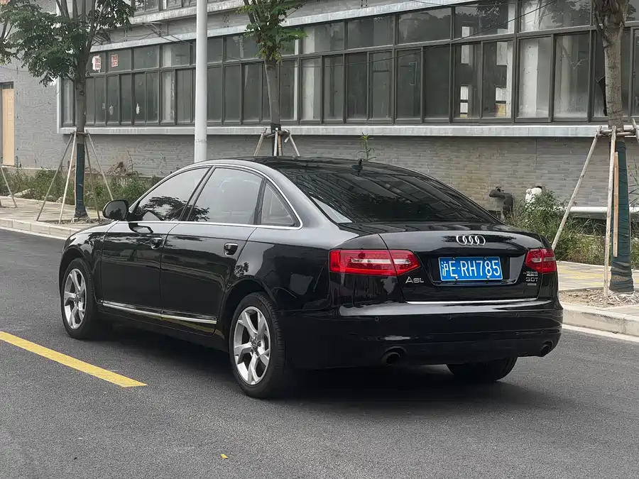 Audi A6L 2012 Бензин