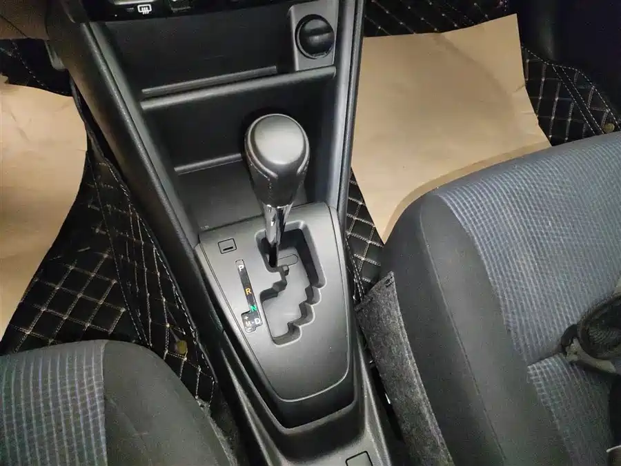 Toyota YARiS L 2018 Бензин