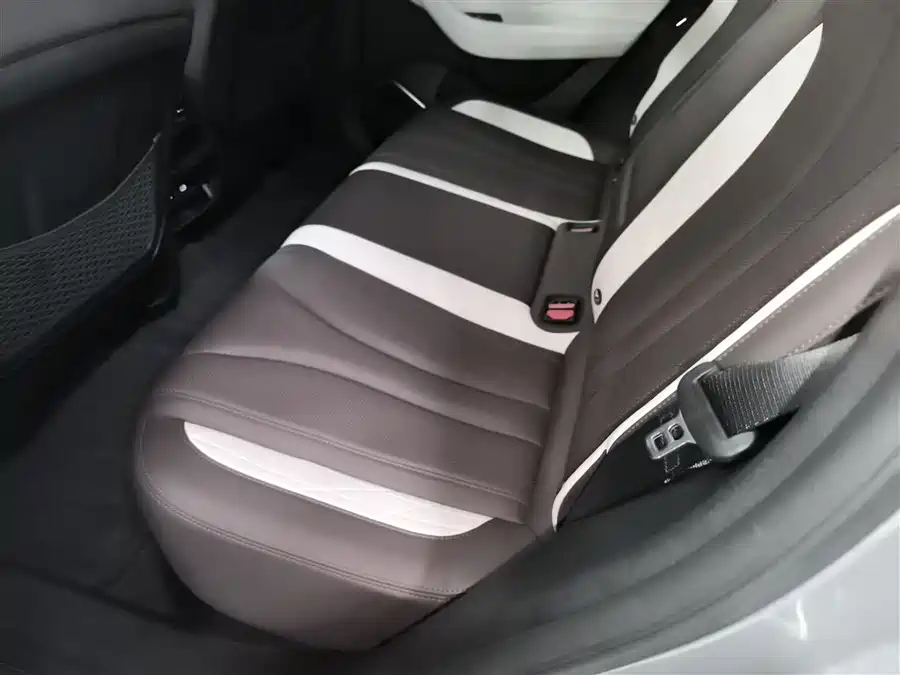 Geely Monjaro L 2023 Бензин