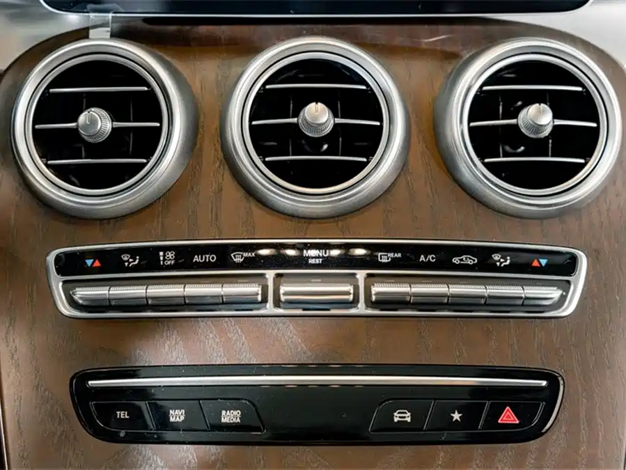 Mercedes-Benz GLC 2021 Бензин