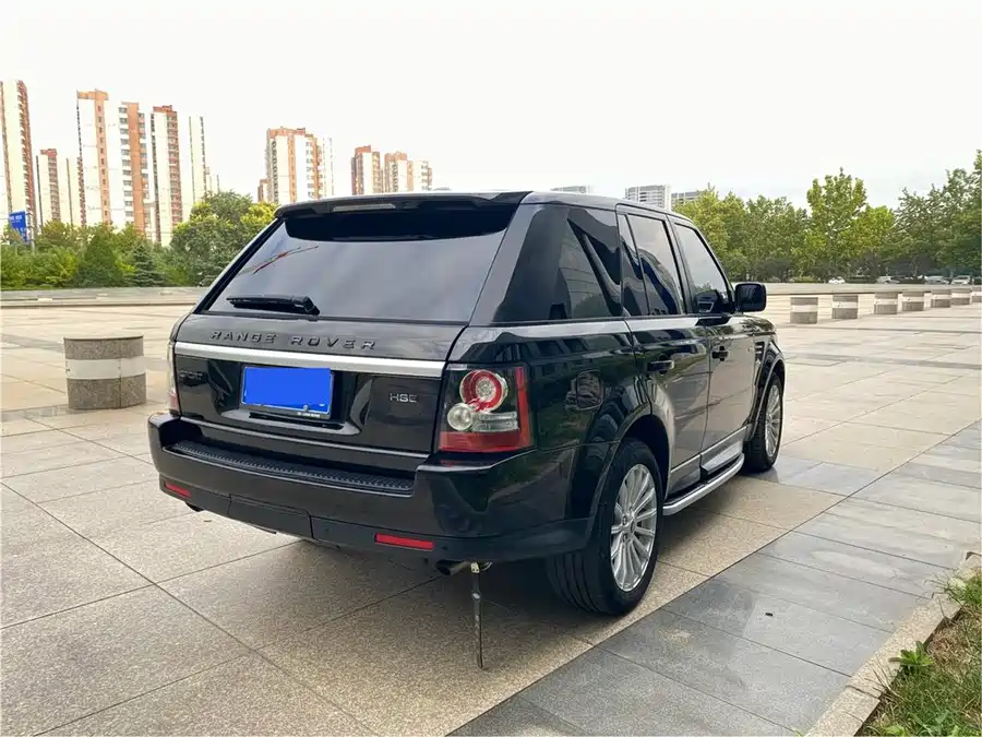 Land Rover Range Rover Sport 2013 Бензин