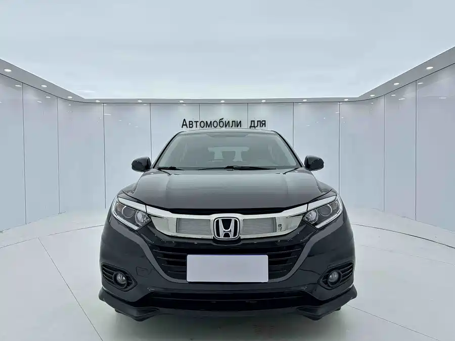 Honda Vezel 2021 Бензин