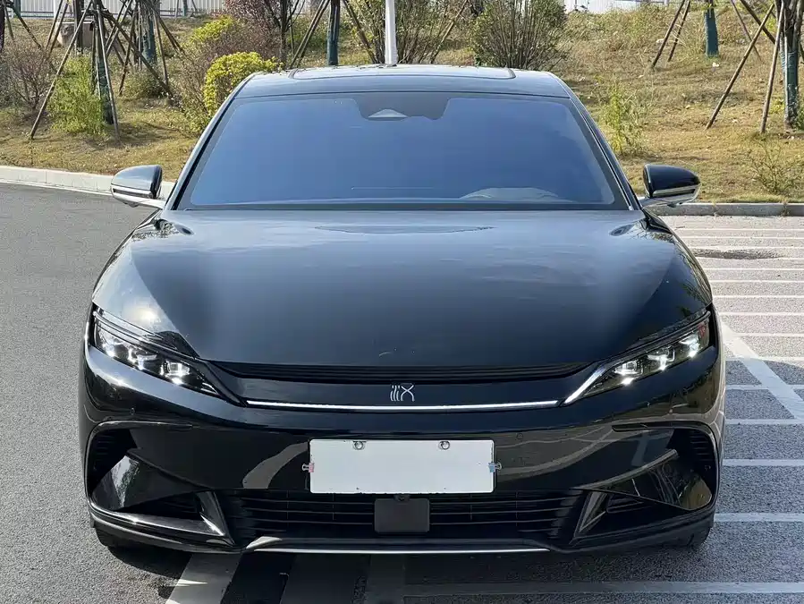 BYD Han 2023 Электрический