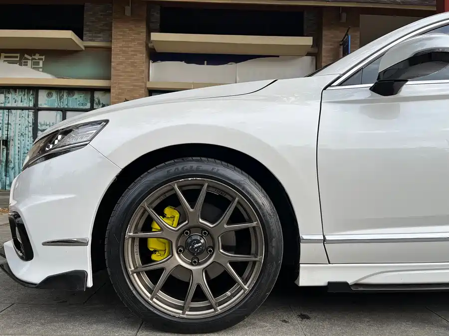 Honda Spirior 2016 Бензин