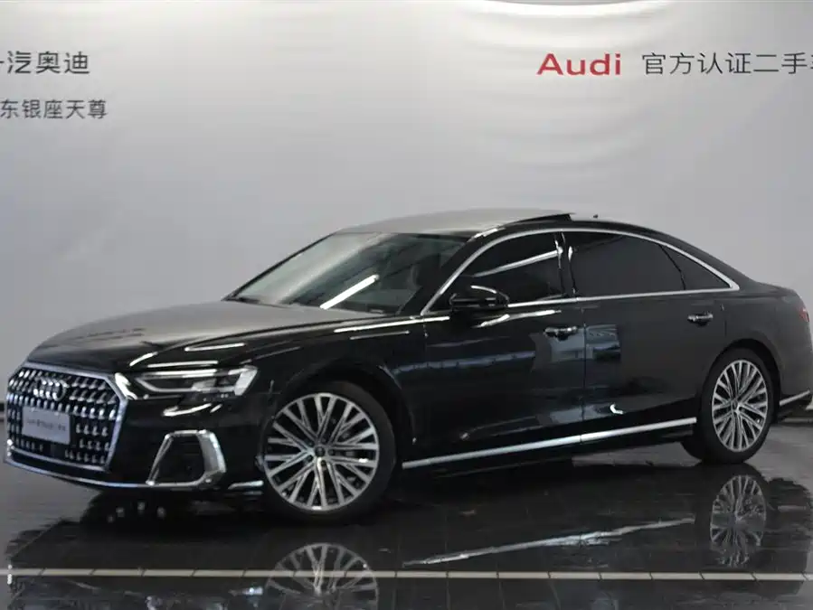 Audi A8 2025 Гибрид