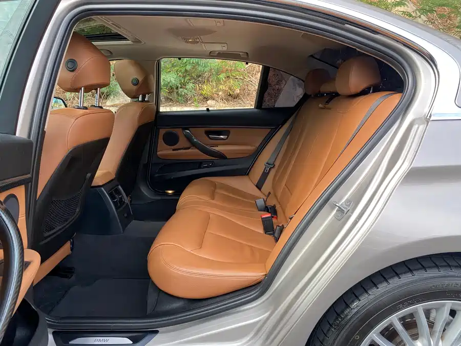 BMW 3 Series 2016 Бензин