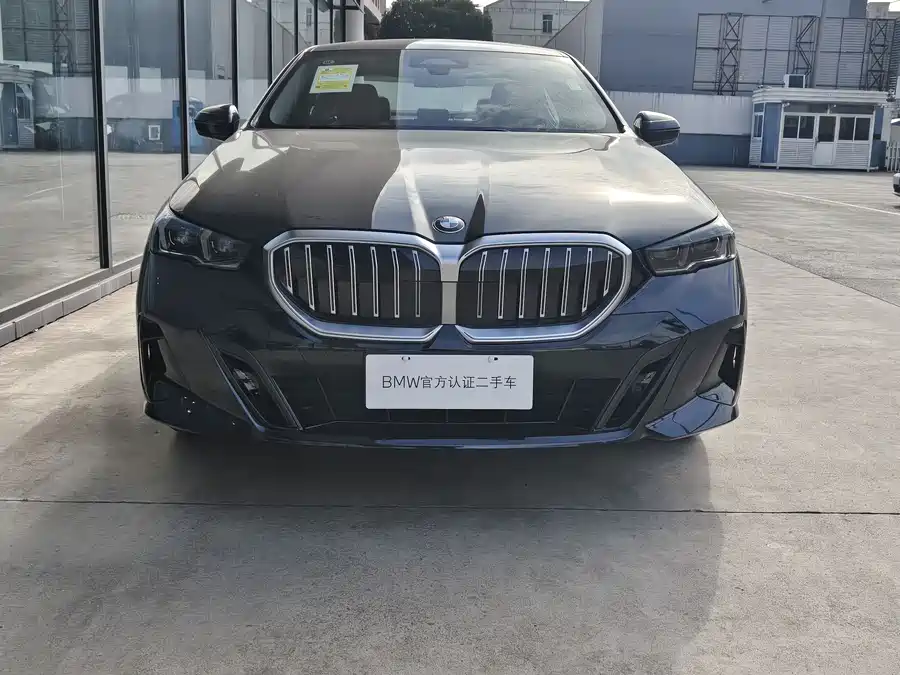 BMW 5 Series Imported 2025 Гибрид